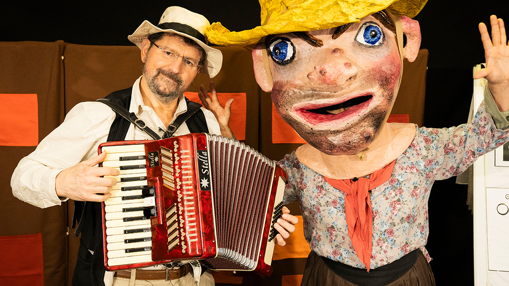  Migallas Teatro: <em>Pegadas de Castelao</em>